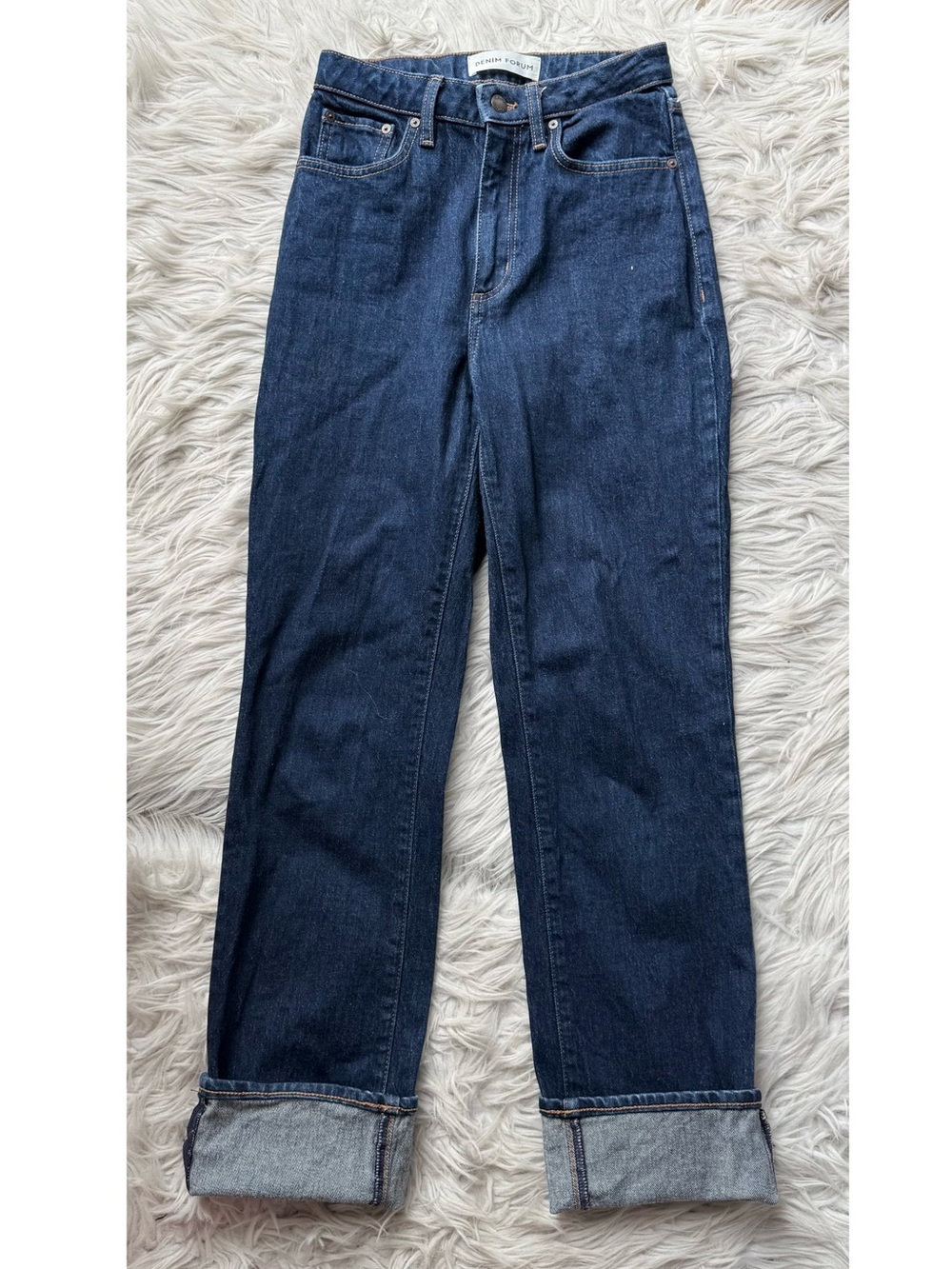 Aritzia Denim Forum Rowan Curve Fit Super High Rise Straight Jeans 25